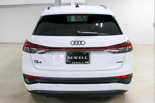 Glacier White Metallic 2024 Audi Q4 e-tron Premium Plus 55 quattro