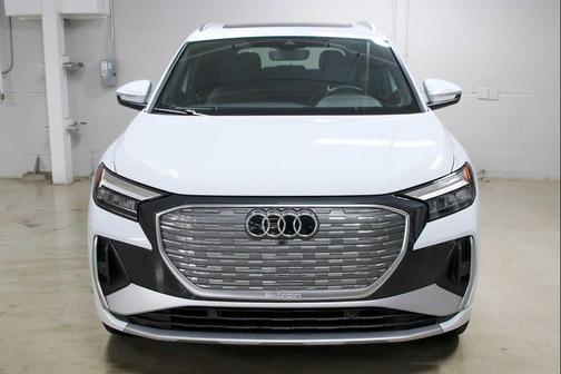 2024 Audi Q4 e-tron Premium Plus 50 quattro