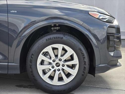 2025 Audi Q6 e-tron Premium