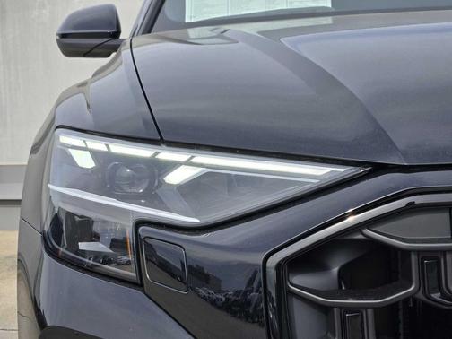 2026 Audi Q8 55 Premium Plus