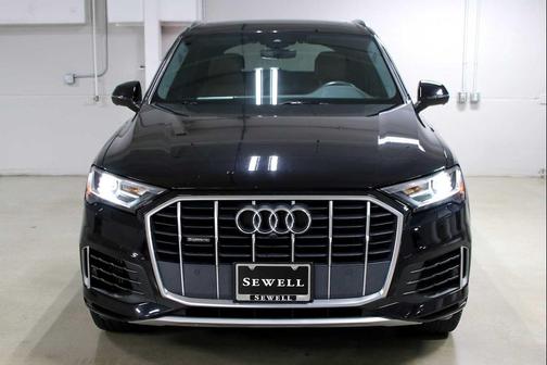 2021 Audi Q7 55 Premium Plus