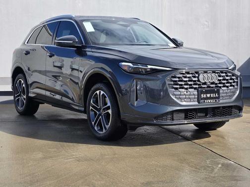 2025 Audi Q5 Premium Plus