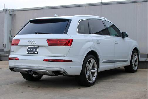 2019 Audi Q7 55 Prestige