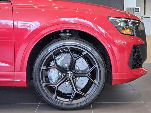 2025 Audi RS Q8 4.0T
