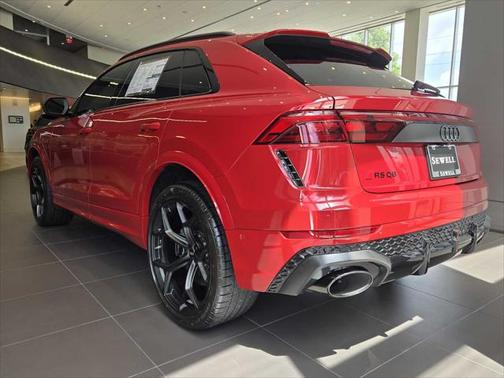 2025 Audi RS Q8 4.0T