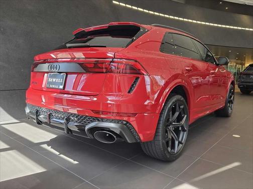 2025 Audi RS Q8 4.0T