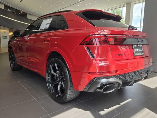 2025 Audi RS Q8 4.0T