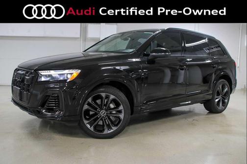 Mythos Black Metallic 2025 Audi Q7 55 Prestige