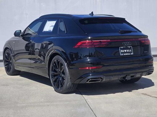 2026 Audi Q8 55 Prestige