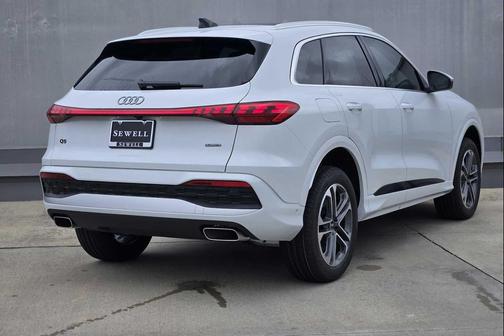 WHITE 2026 Audi Q5 Premium TFSI quattro S tronic