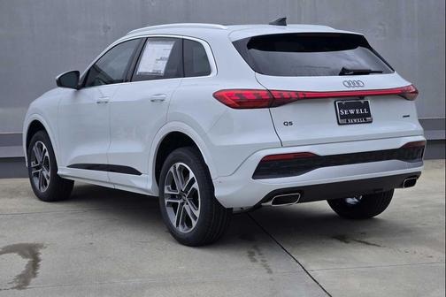 WHITE 2026 Audi Q5 Premium TFSI quattro S tronic