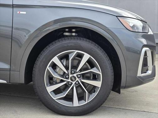 2025 Audi Q5 45 S line Premium