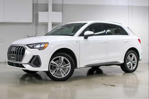2020 Audi Q3 45 S line Premium