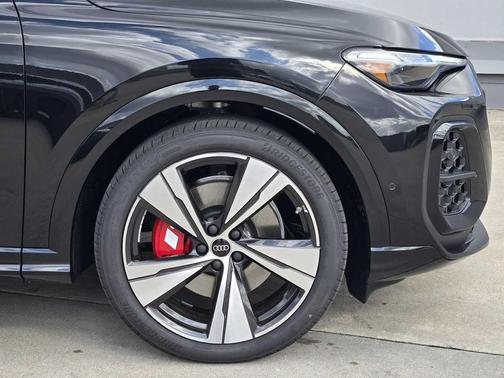 2025 Audi SQ5 3.0T Prestige