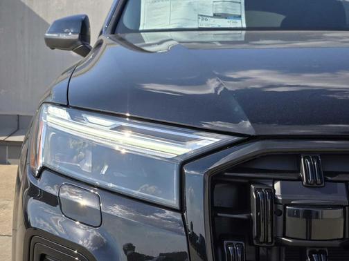2026 Audi Q7 55 Premium