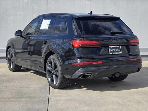 2026 Audi Q7 55 Premium Plus