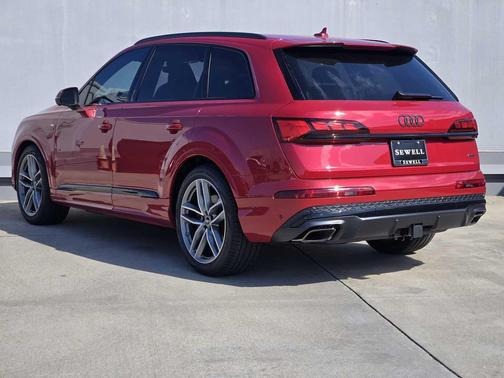 2026 Audi Q7 55 Prestige