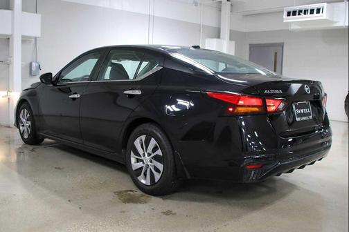 Super Black 2020 Nissan Altima S FWD