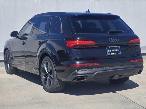2026 Audi Q7 55 Premium Plus