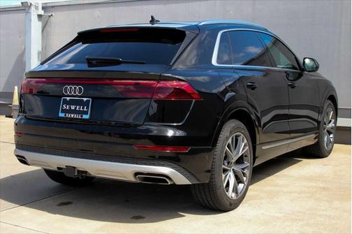 2024 Audi Q8 55 Prestige