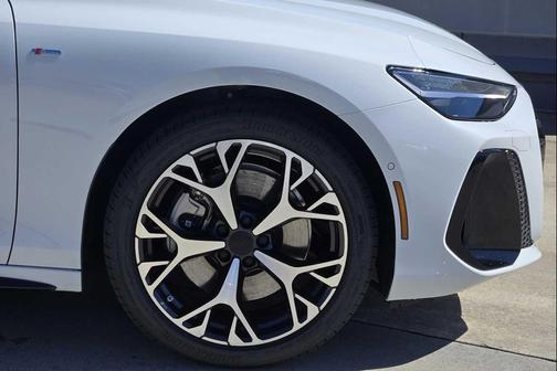 WHITE 2026 Audi A6 Premium Plus quattro S tronic