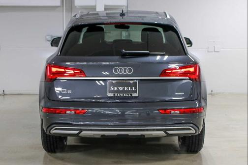 2023 Audi Q5 40 Premium