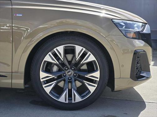 2025 Audi Q8 55 Prestige