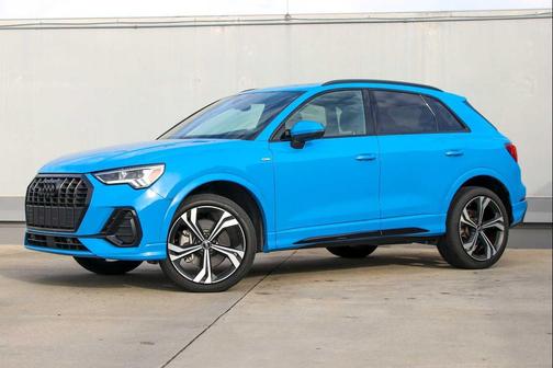2023 Audi Q3 45 S line Premium Plus