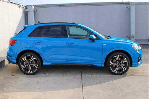 2023 Audi Q3 45 S line Premium Plus