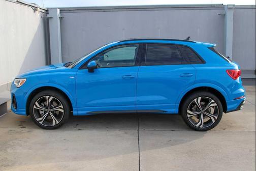 2023 Audi Q3 45 S line Premium Plus