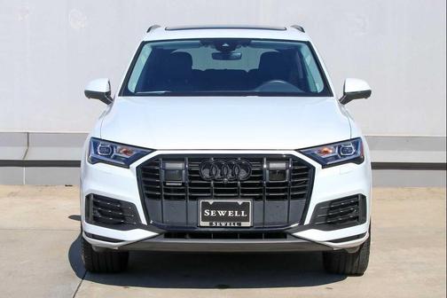 2023 Audi Q7 45 Premium Plus
