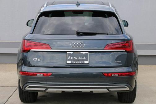 2023 Audi Q5 40 Premium