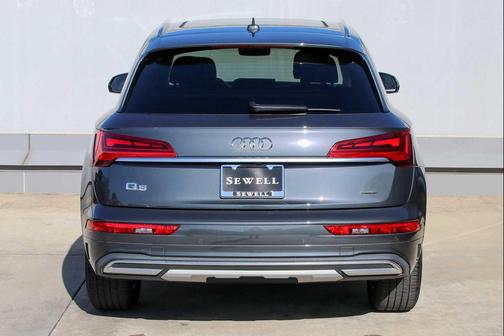 2023 Audi Q5 40 Premium