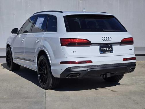 2026 Audi Q7 55 Premium