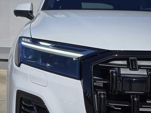 2026 Audi Q7 55 Premium