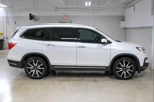 2021 Honda Pilot Touring 8-Passenger