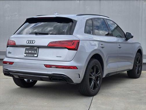 2025 Audi Q5 45 S line Premium Plus