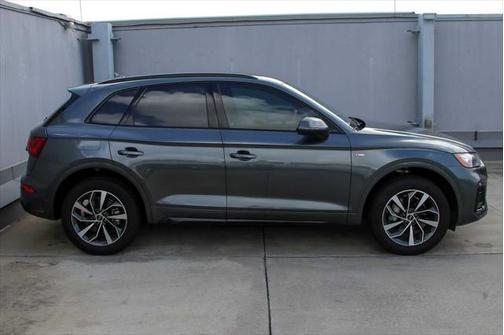2024 Audi Q5 45 S line Premium