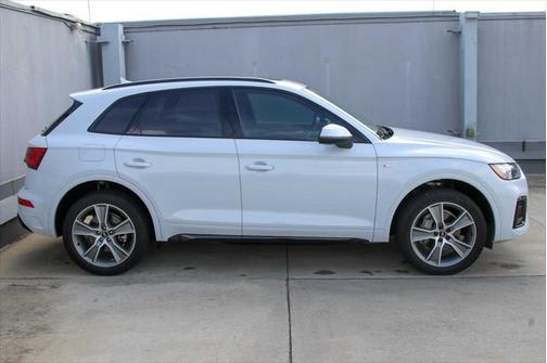 2025 Audi Q5 45 S line Premium