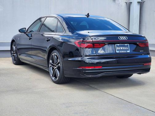 2026 Audi A8 55 TFSI quattro Tiptronic