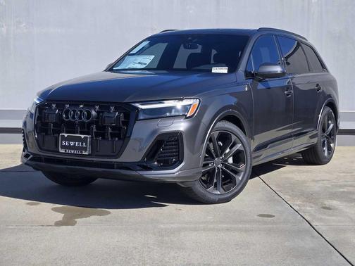2026 Audi Q7 55 Premium Plus