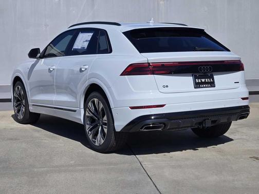 2026 Audi Q8 55 Premium Plus