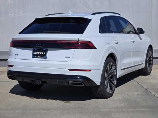 2026 Audi Q8 55 Premium Plus