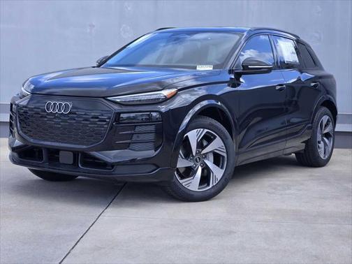 2025 Audi Q6 e-tron Premium Plus quattro