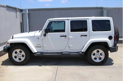 2013 Jeep Wrangler Unlimited Sahara