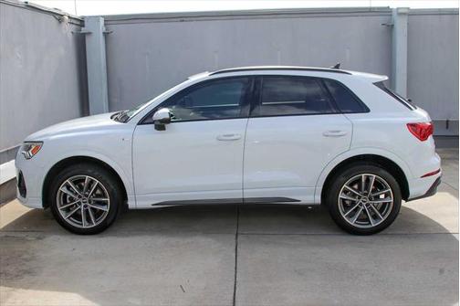 2024 Audi Q3 45 S line Premium Plus