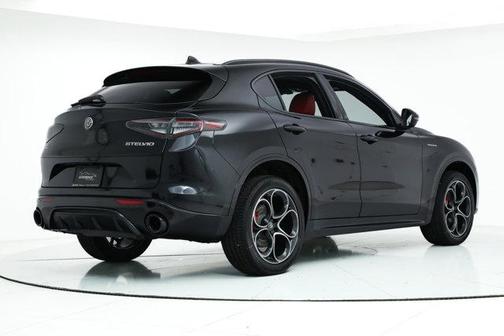 2025 Alfa Romeo Stelvio Sprint AWD