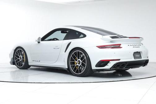 2018 Porsche 911 Turbo S
