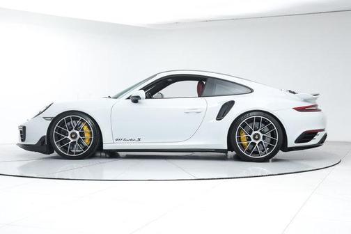 2018 Porsche 911 Turbo S