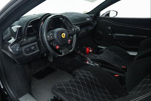 Nero 2015 Ferrari 458 Speciale Base